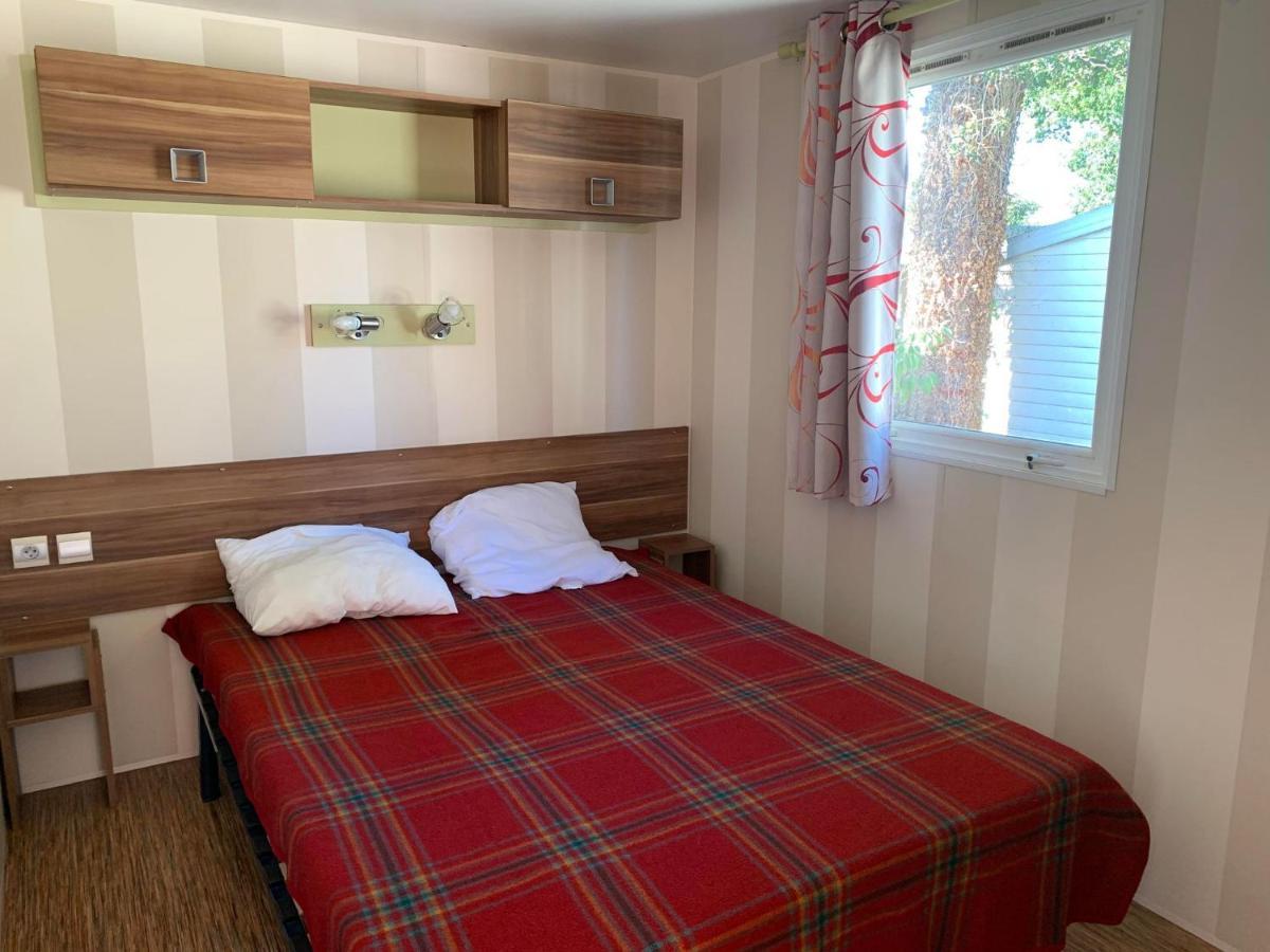 Camping De L'Etang Du Pays Blanc Guérande Buitenkant foto