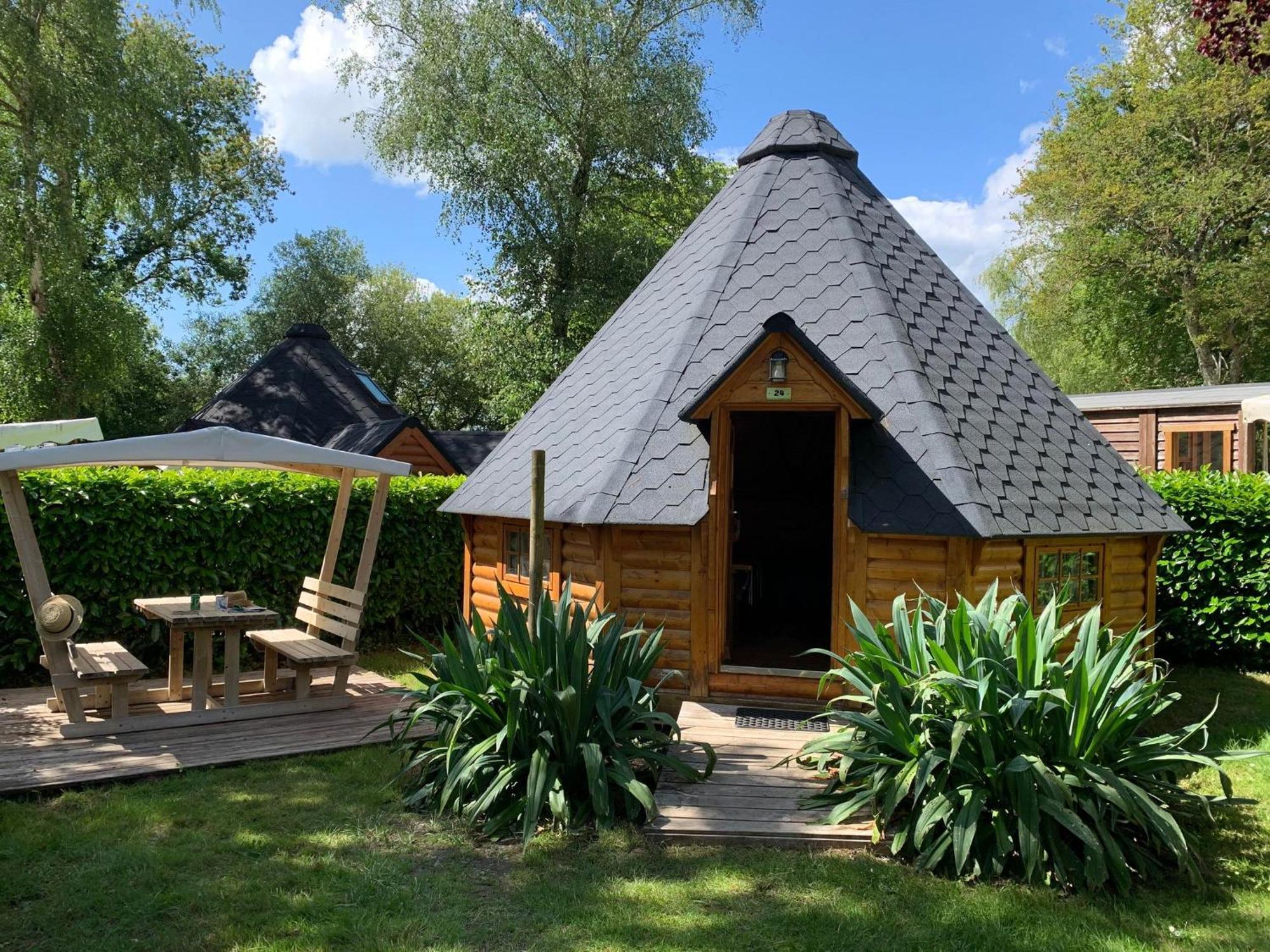 Camping De L'Etang Du Pays Blanc Guérande Buitenkant foto